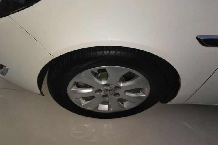 别克 君威 2015款 1.6T 精英技术型车身外观6002