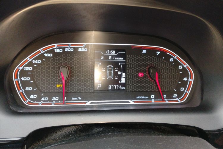 奇瑞 瑞虎3X 2017款 1.5L 自动豪华版局部细节14