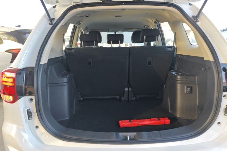 三菱 欧蓝德 2021款 2.0L 两驱畅行版 5座局部细节23