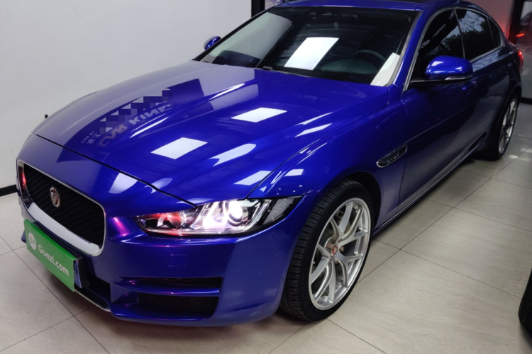 捷豹XEL 2019款 2.0T 200PS 尊享版车身外观1