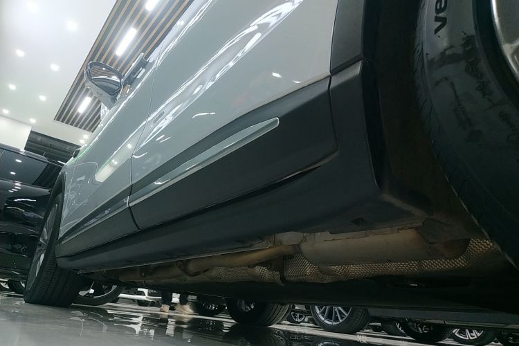 零跑汽车 零跑C11 2023款 增程 285智享版局部细节9002