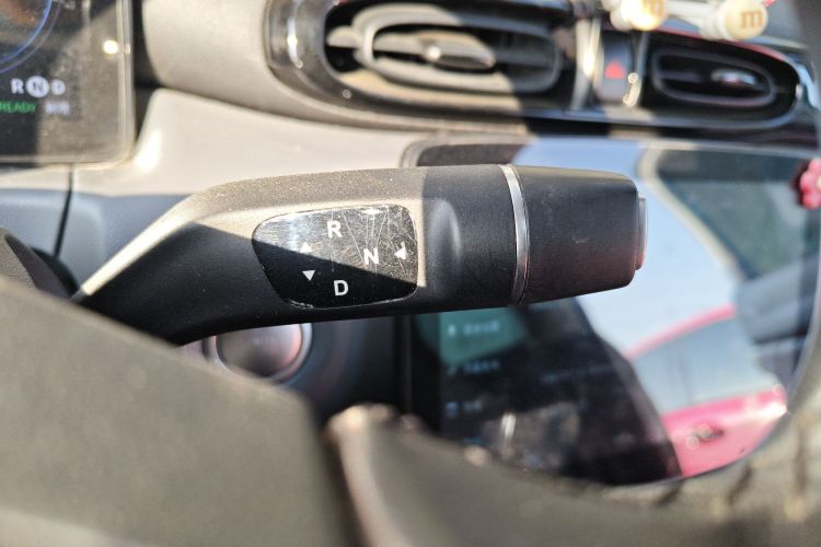 零跑汽车 零跑T03 2021款 400豪华版中控内饰18