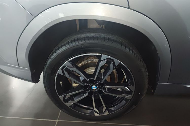 宝马X2(进口) 2024款 sDrive25i M运动套装车身外观6008