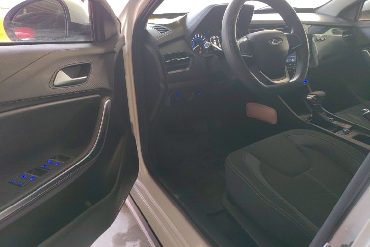 奇瑞 瑞虎3X 2024款 1.5L CVT卓越版中控内饰20