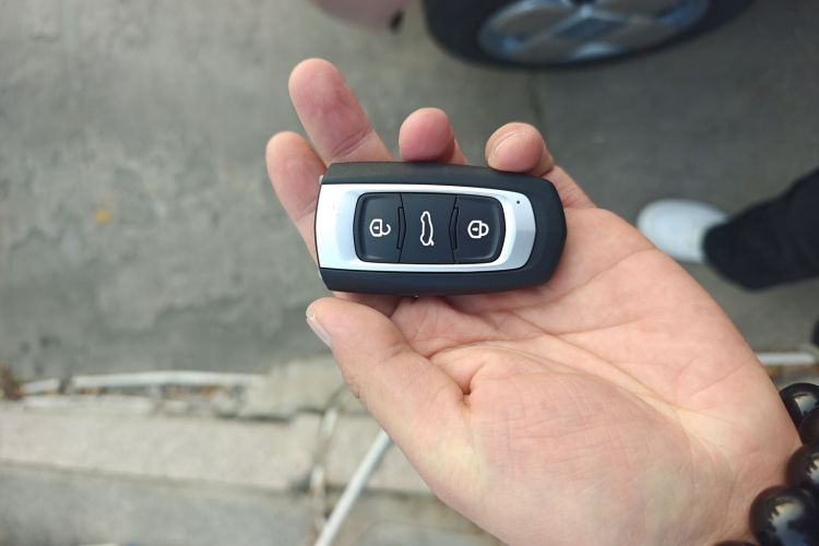 吉利银河 2024款 熊猫mini 200km 耐力熊中控内饰11