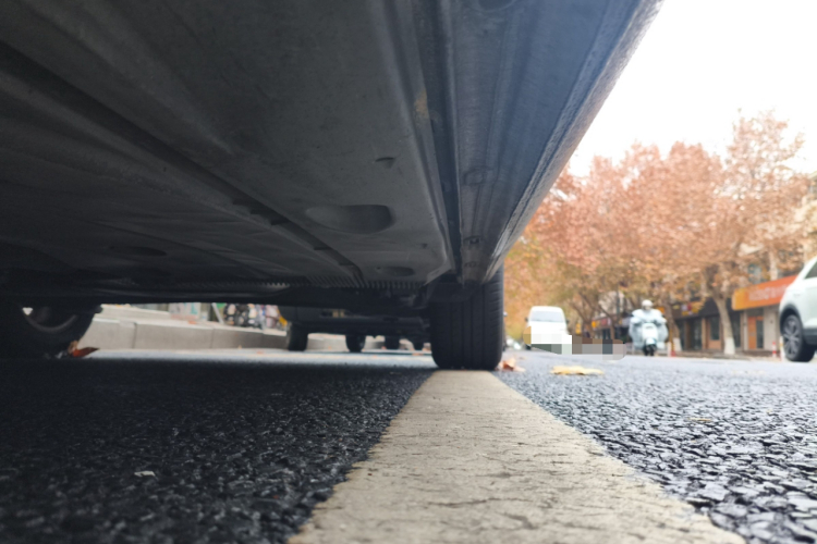 大众 高尔夫 2019款 200TSI DSG舒适进取版 国VI局部细节9004