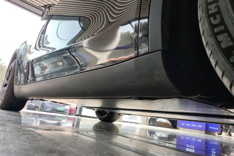 特斯拉 Model Y 2023款 长续航全轮驱动版局部细节9001