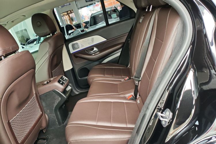 奔驰GLE 2021款 GLE 450 4MATIC 动感型中控内饰7004