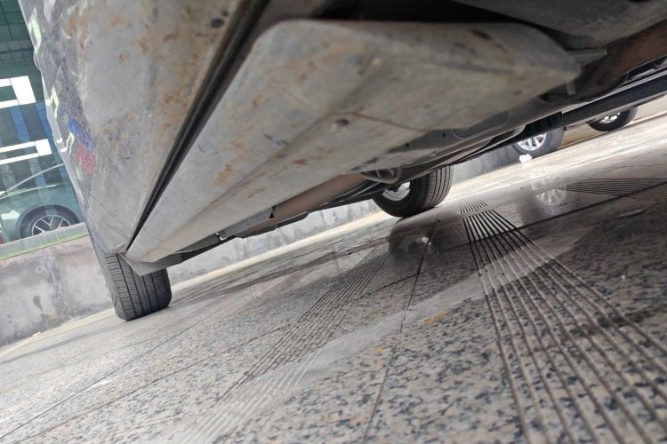 别克 昂科旗 2020款 28T 四驱尊贵型局部细节9001