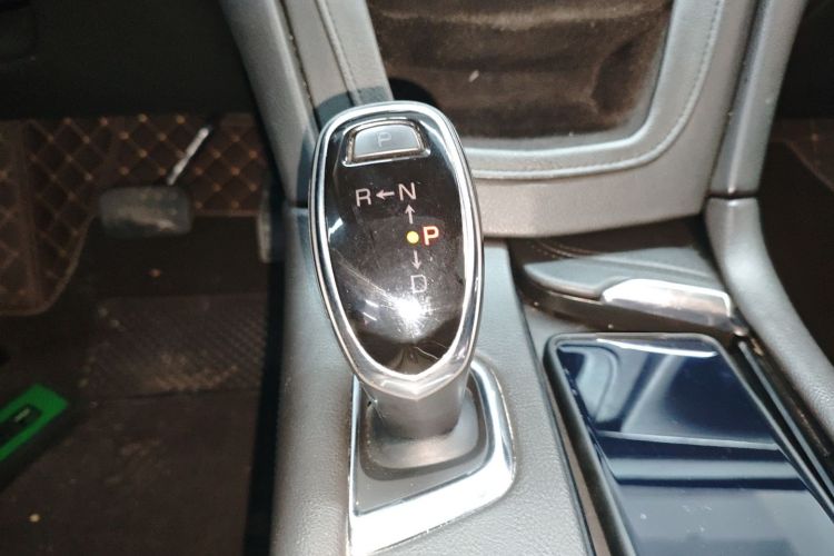 凯迪拉克XT5 2016款 25T 豪华型局部细节18