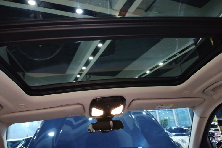 宝马X5 2022款 改款 xDrive 30Li 尊享型M运动套装中控内饰22