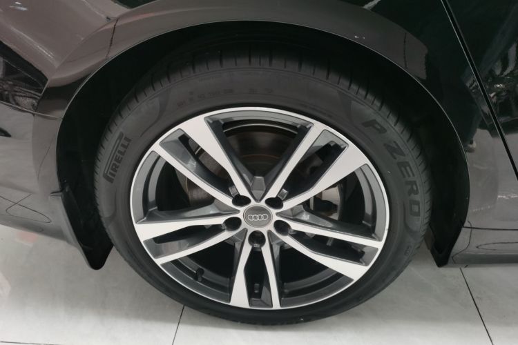 奥迪A6L 2020款 40 TFSI 豪华动感型车身外观6008