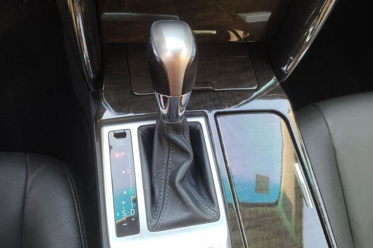 丰田 锐志 2013款 2.5V 菁锐版局部细节18