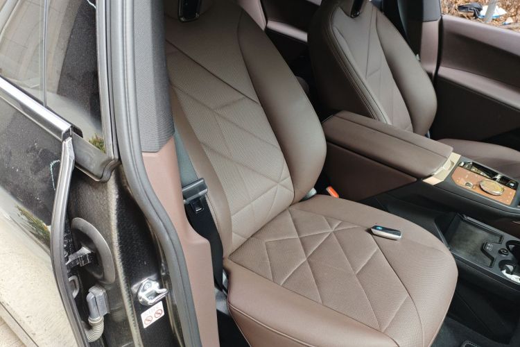 宝马iX 2022款 xDrive40局部细节41