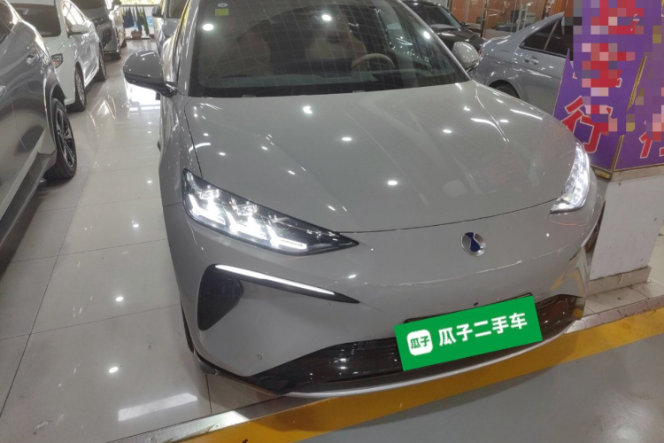 腾势N7 2025款 630 四驱智驾双激光旗舰版车身外观3