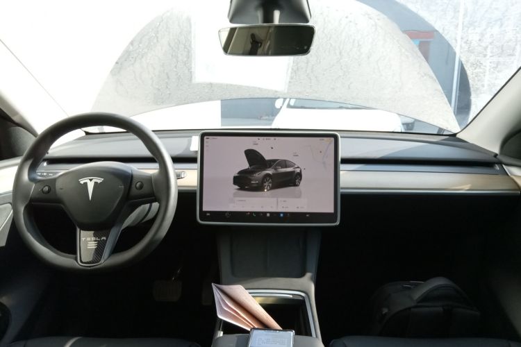 特斯拉 Model Y 2022款 改款 后轮驱动版中控内饰7002