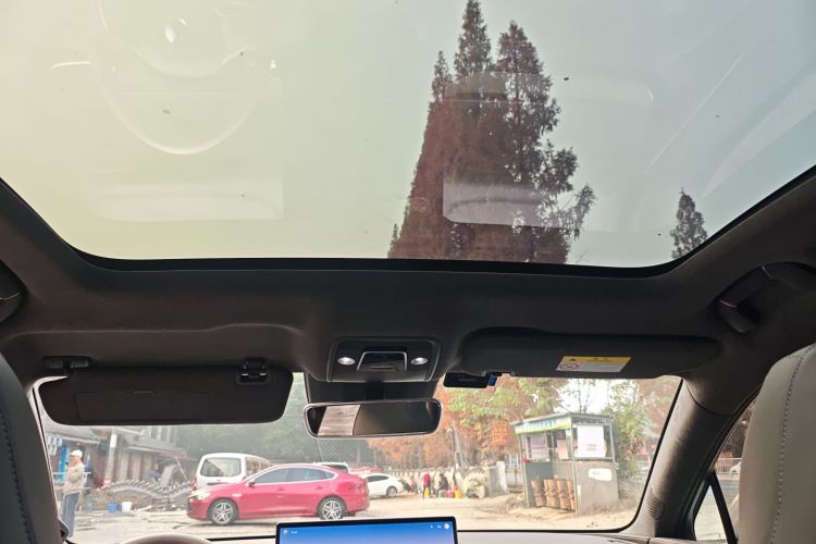 腾势N7 2024款 702 智驾Pro版中控内饰22