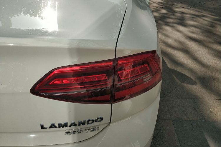 大众 凌渡 2019款 280TSI DSG舒适版 国VI车身外观9