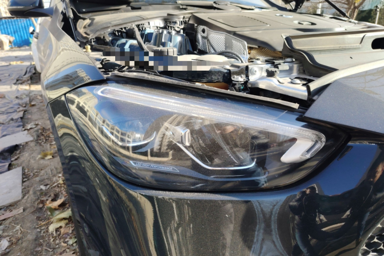 奔驰C级 2025款 C 260 L 运动版车身外观8