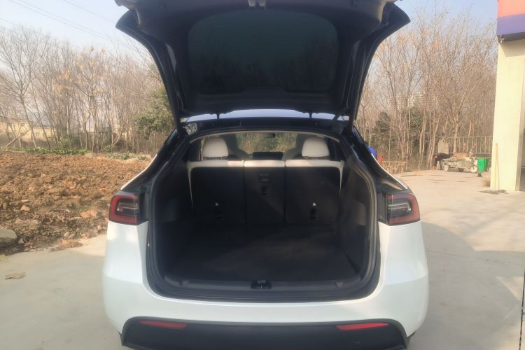 特斯拉 Model Y 2023款 后轮驱动版机舱底盘23