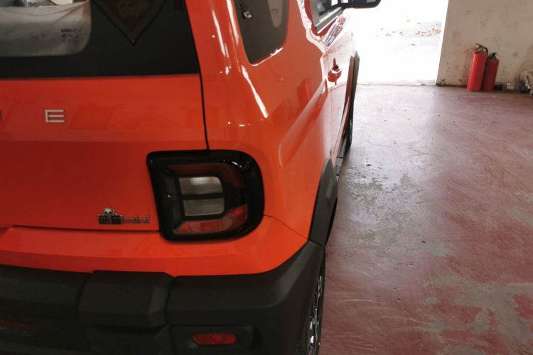 吉利银河 2025款 210km 熊猫骑士车身外观9