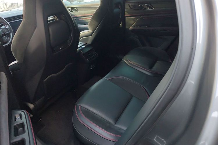 领克05 2020款 2.0TD 四驱劲Halo中控内饰21