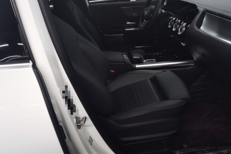 奔驰GLA 2023款 GLA 220局部细节41