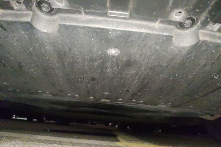 小米汽车 小米SU7 2024款 后驱超长续航高阶智驾Pro版局部细节9008