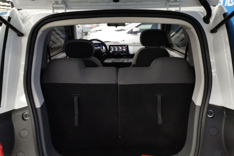 长安启源 长安Lumin 2022款 210km 香甜款机舱底盘23