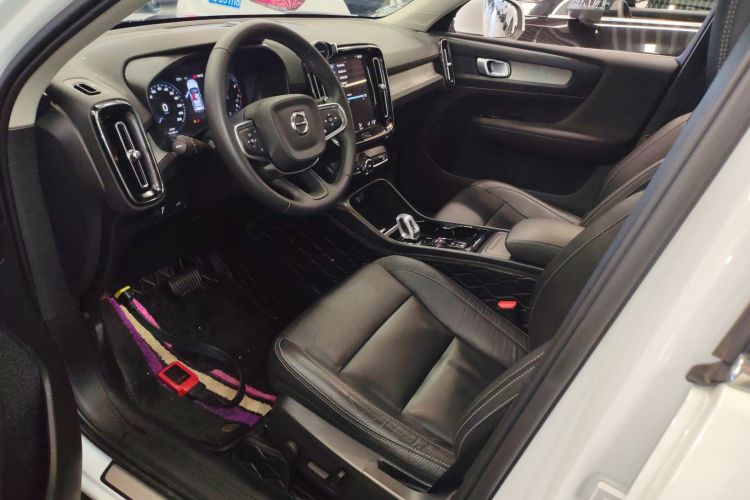 沃尔沃XC40 2022款 T4 四驱智远豪华版中控内饰19