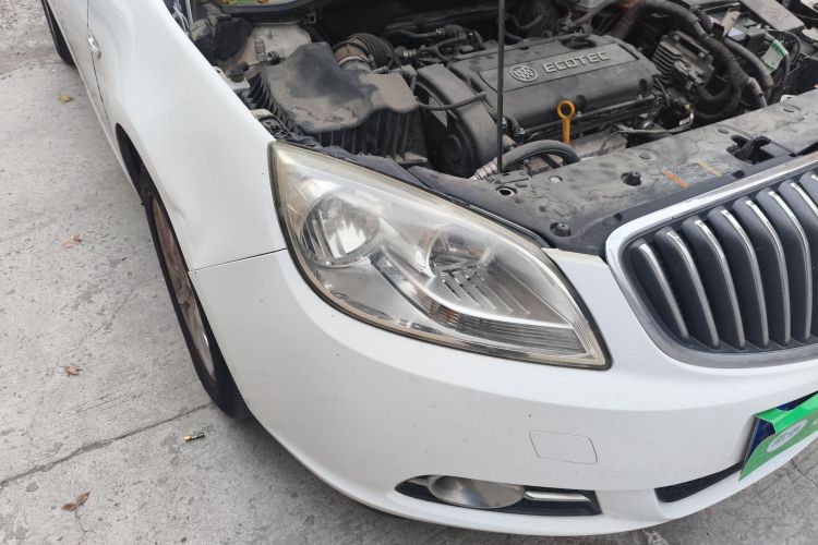 别克 英朗 2013款 GT 1.6L 手动进取版车身外观8