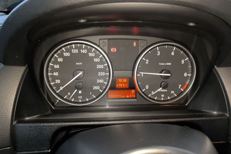 宝马X1 2015款 sDrive18i 时尚晋级版中控内饰14