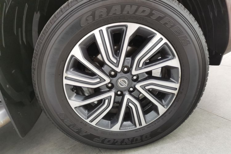 日产 途达 2018款 2.5L 自动两驱智享版车身外观10