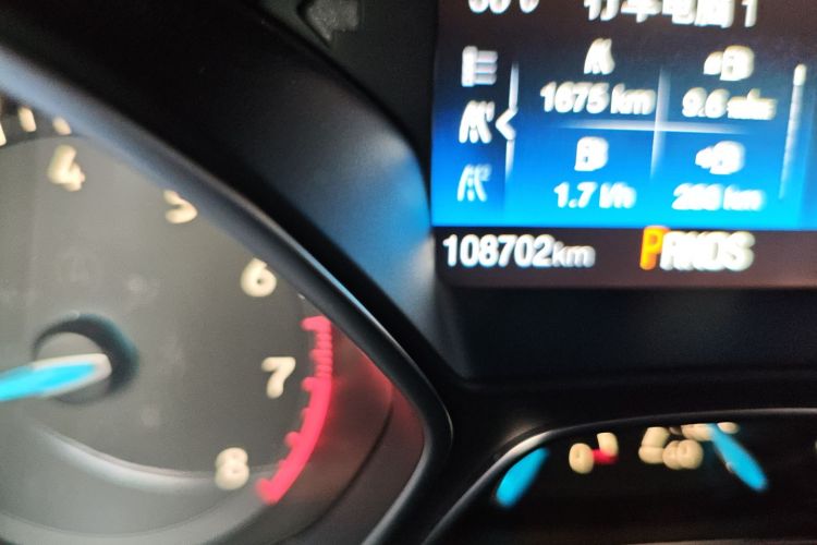 福特 福克斯 2017款 两厢 EcoBoost 180 自动运动型中控内饰15