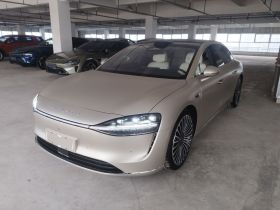 鸿蒙智行 享界S9 2024款 纯电 Ultra 四驱旗舰版