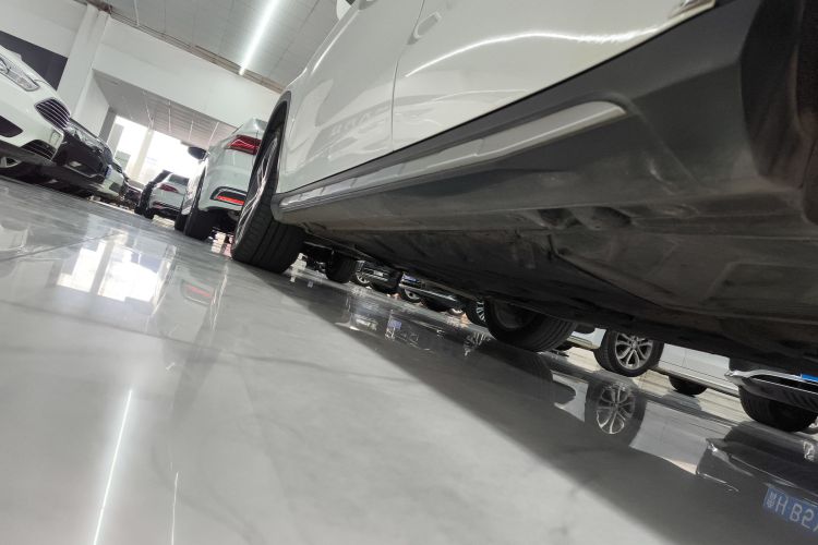 奔驰GLA 2016款 GLA 220 4MATIC 豪华型局部细节9002