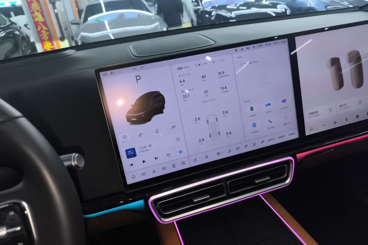 理想汽车 理想L8 2024款 Pro中控内饰16