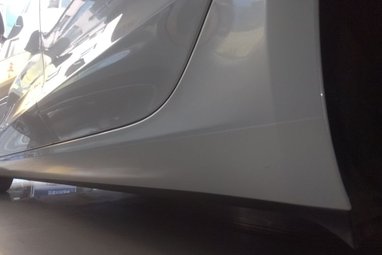 特斯拉 Model 3 2024款 高性能全轮驱动版局部细节9002