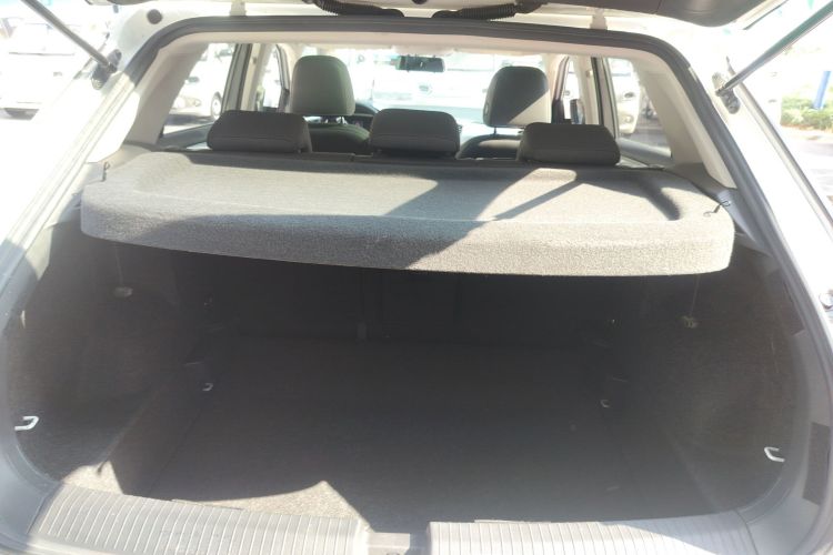 大众 T-ROC探歌 2019款 230TSI DSG两驱进取型 国VI机舱底盘23