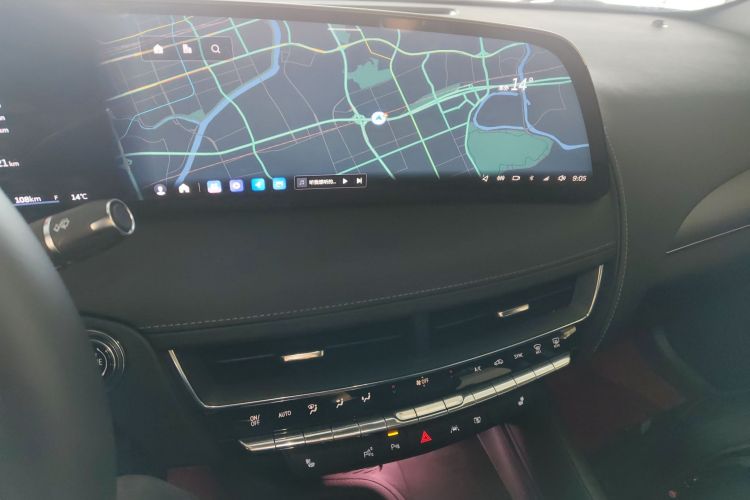 凯迪拉克CT5 2025款 28T 城市运动版局部细节16