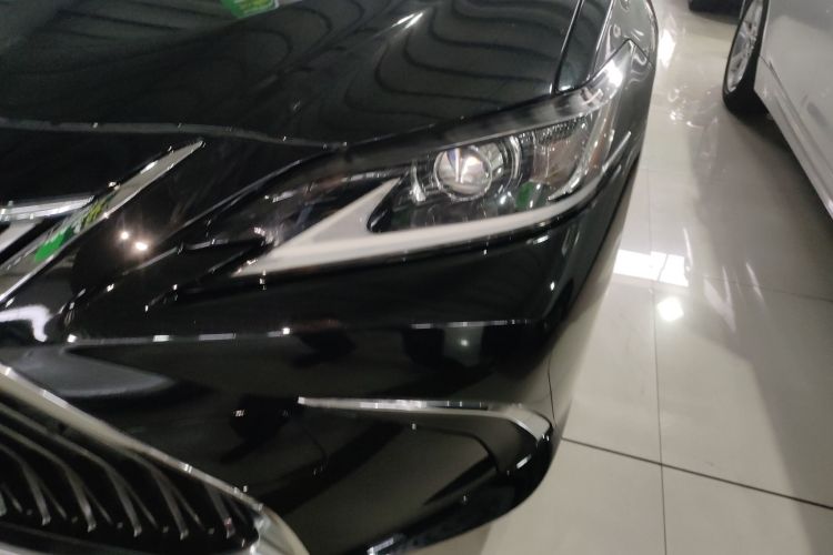 雷克萨斯ES 2020款 200 卓越版局部细节36