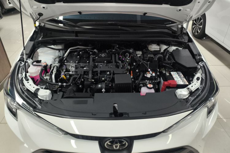 丰田 雷凌 2024款 智能电混双擎 1.8L 领先版机舱底盘24