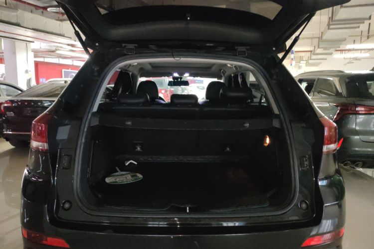 哈弗H6 Coupe 2018款 红标 1.5T 自动两驱超豪型机舱底盘23