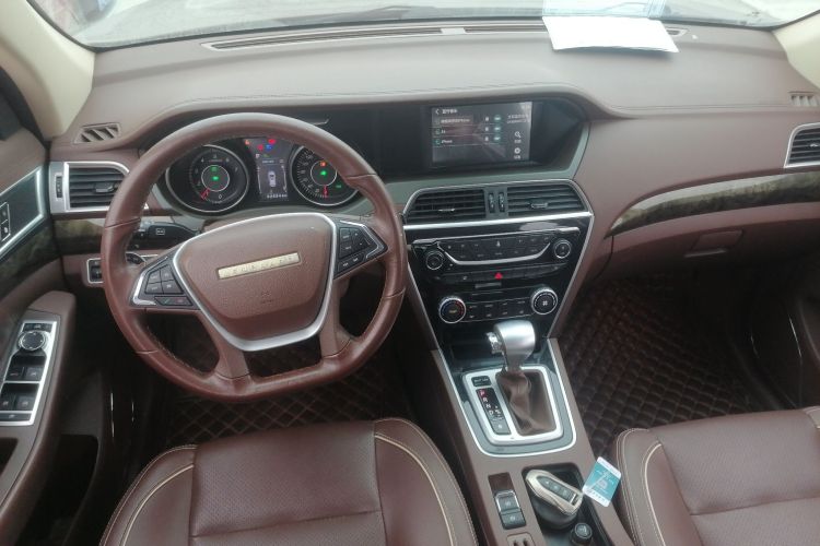 猎豹汽车 猎豹CS10 2017款 1.5T CVT尊贵型中控内饰12