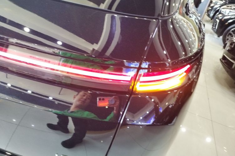 理想汽车 理想L7 2023款 Pro车身外观9