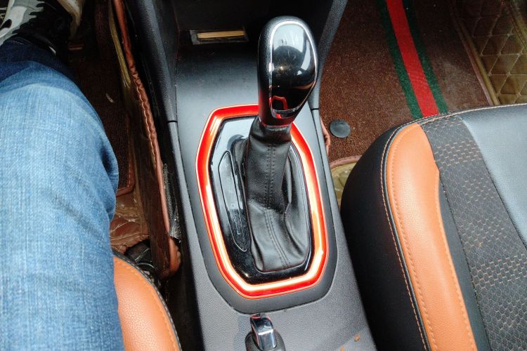 奇瑞 瑞虎3X 2017款 1.5L 自动豪华版局部细节18