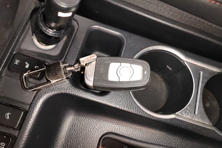 哈弗H6 2015款 运动版 1.5T 自动两驱豪华型中控内饰7001