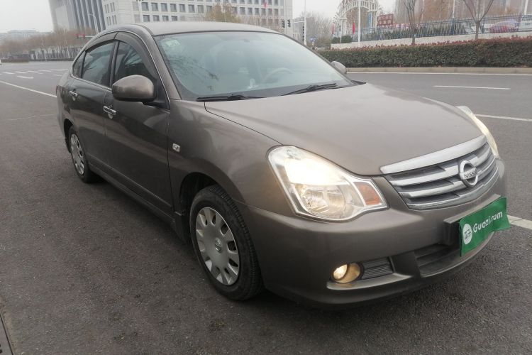 日产 轩逸 2012款 经典 1.6XE 手动舒适版车身外观3