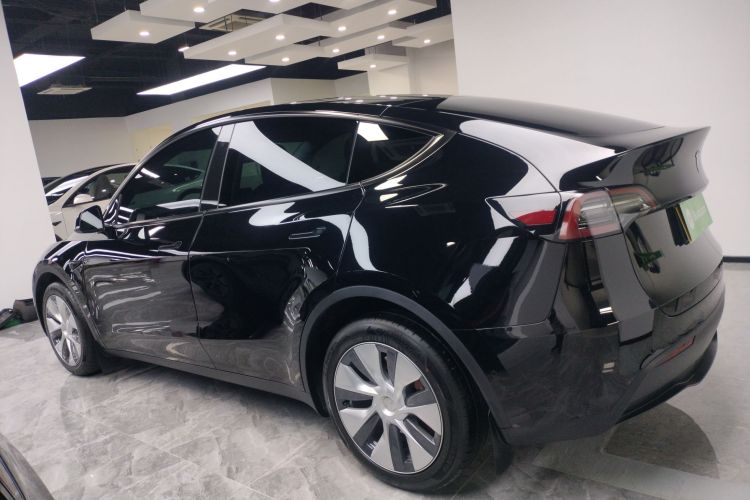 特斯拉 Model Y 2022款 改款 长续航全轮驱动版车身外观6003