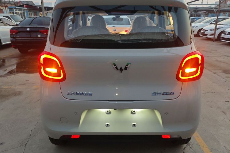 五菱汽车 宏光MINIEV 2025款 四门版 进阶款车身外观6